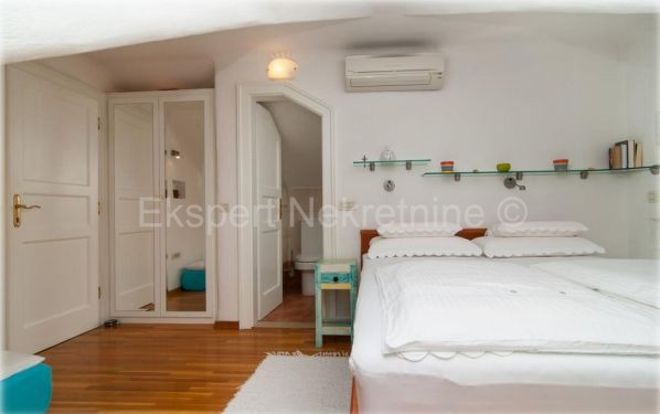 Brač, Supetar - casa vacanze di lusso - prima fila al mare.