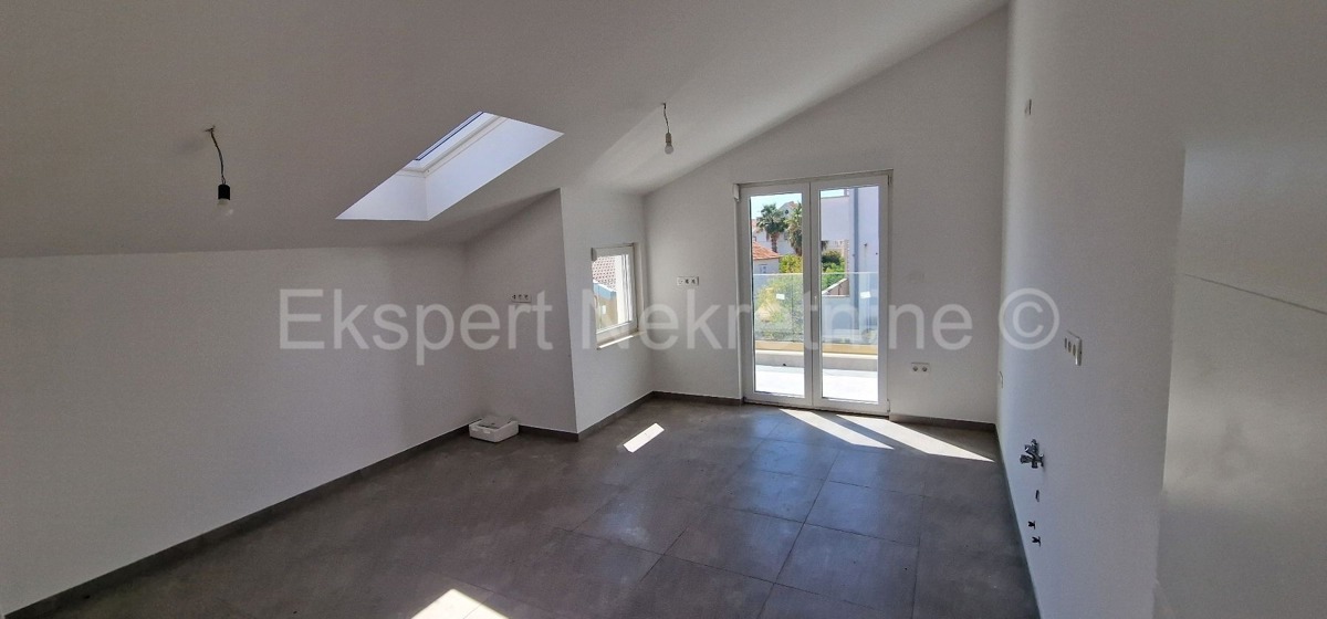 Čiovo,Okrug G., 2-room apartment 54m2, new construction, large terrace, sea view