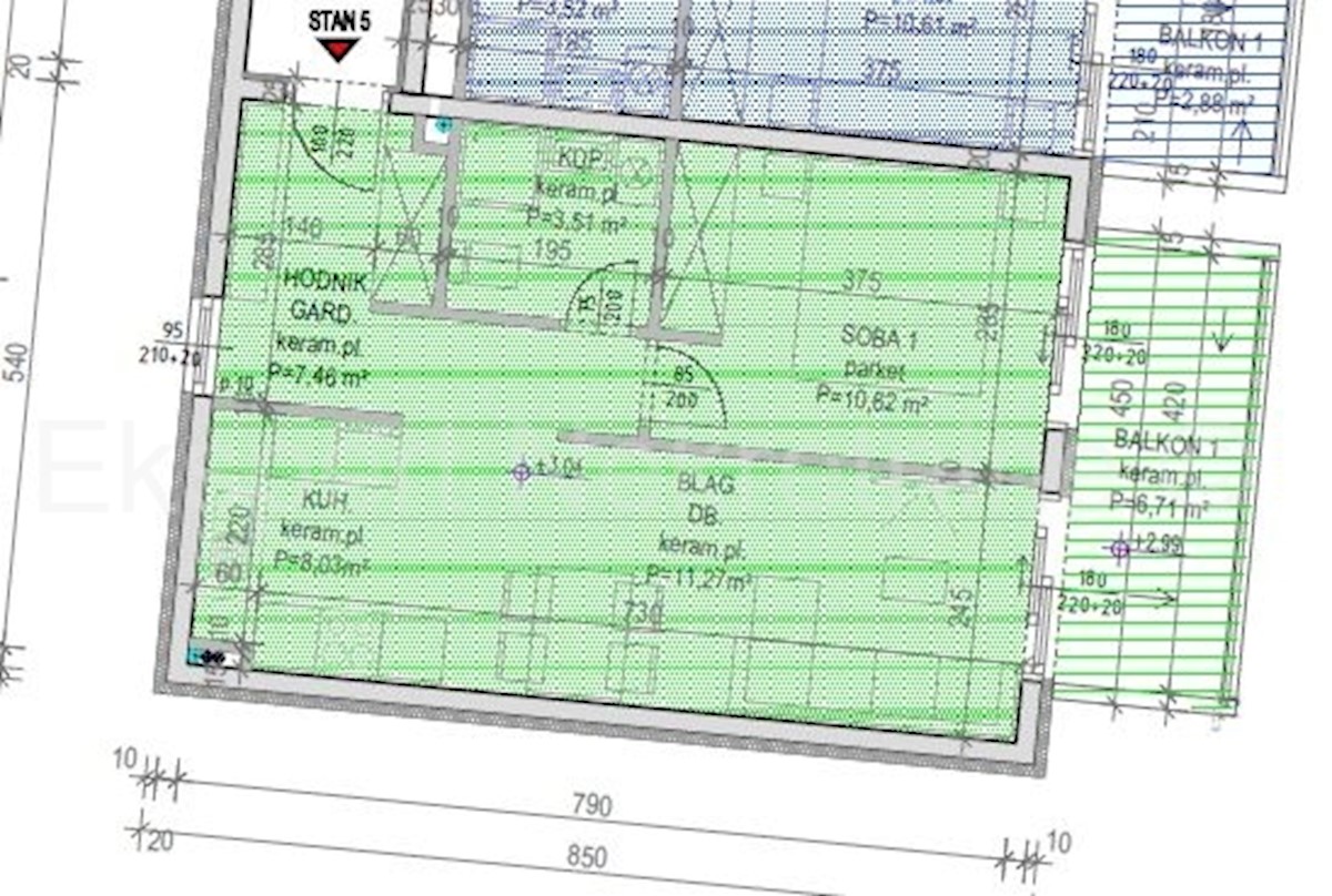 Slatine, bilocale 63m2 al primo piano con posto auto, 45m dal mare