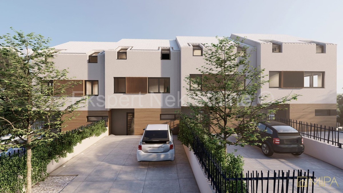 Trogir, appartamento di 4 locali su tre piani, 137 m2, nella natura di una casa a schiera, nuova costruzione