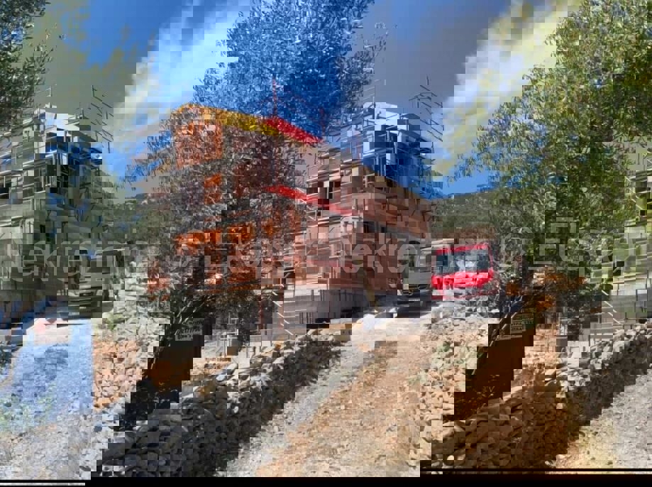 Marina, Vinišće, casa indipendente 216m2, 600 m dal mare e dalla spiaggia