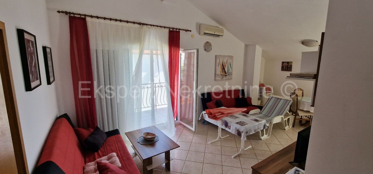 Ciovo, Okrug, apartment house 350 m2, 10 apartments, garage, sea view