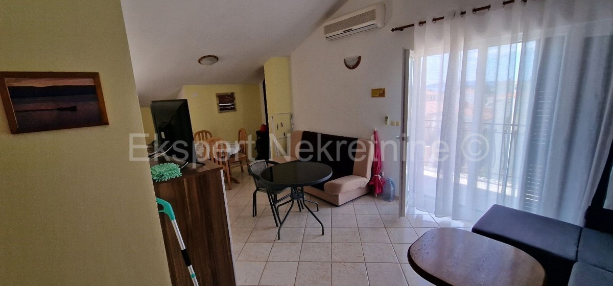 Ciovo, Okrug, apartment house 350 m2, 10 apartments, garage, sea view