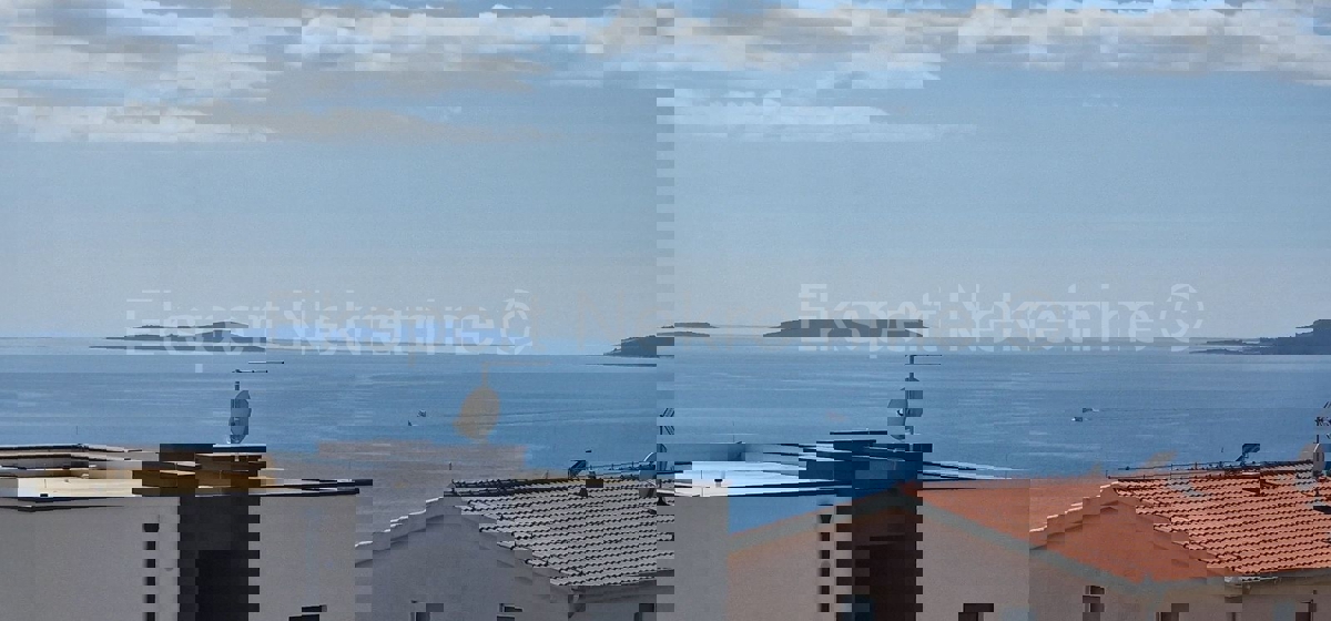 Ciovo, Okrug, apartment house 350 m2, 10 apartments, garage, sea view