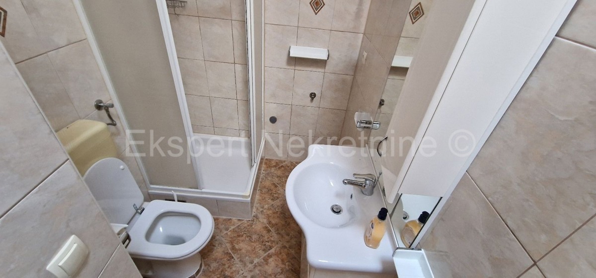 Ciovo, Okrug, apartment house 350 m2, 10 apartments, garage, sea view