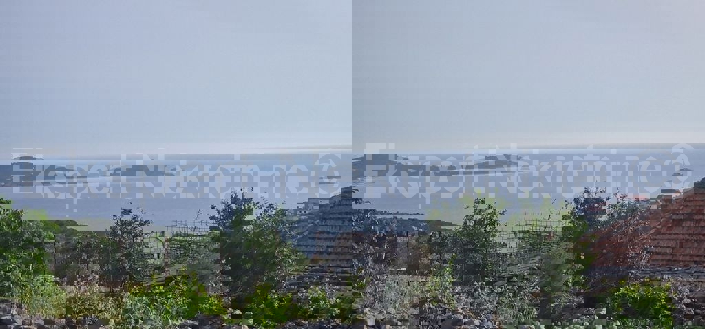 Marina, Vinišće, building plot 1006 m2, sea view, ideal for a villa