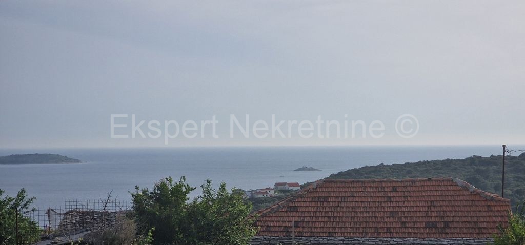 Marina, Vinišće, building plot 1006 m2, sea view, ideal for a villa