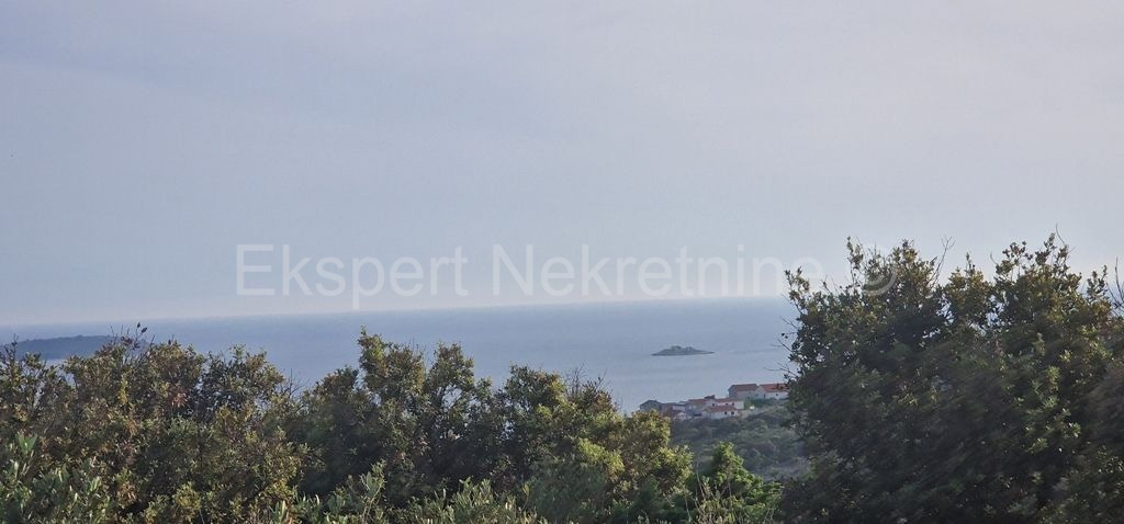 Marina, Vinišće, building plot 1006 m2, sea view, ideal for a villa