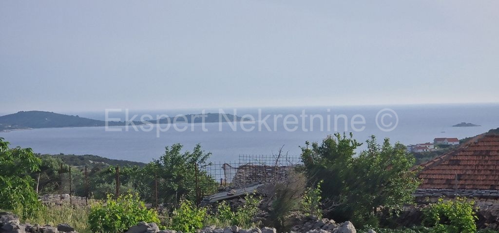 Marina, Vinišće, building plot 1006 m2, sea view, ideal for a villa