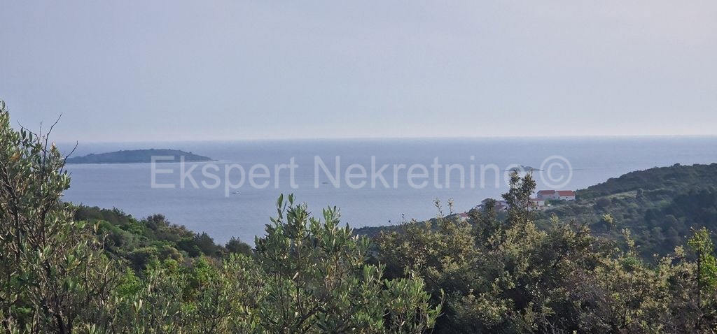 Marina, Vinišće, building plot 1006 m2, sea view, ideal for a villa