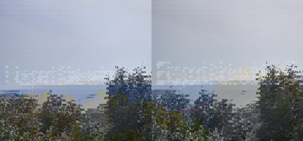 Marina, Vinišće, building plot 1006 m2, sea view, ideal for a villa