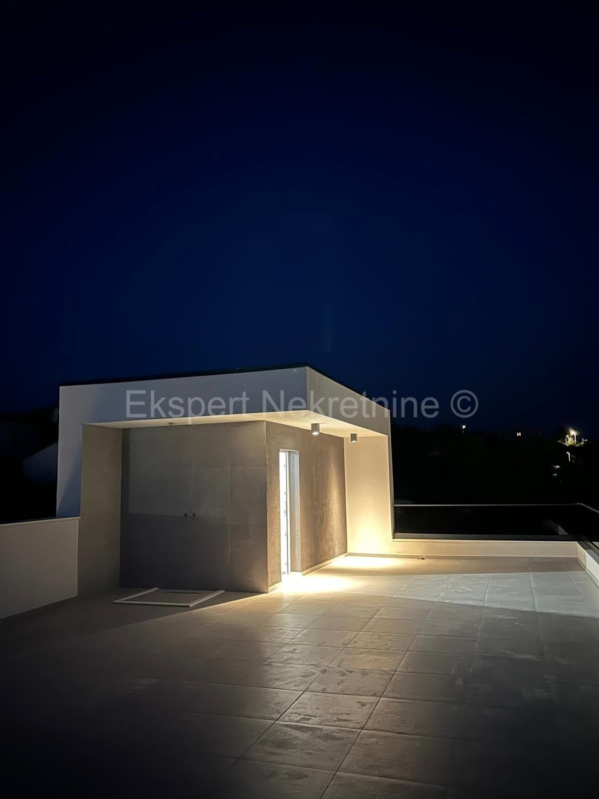 Ražanac, Rtina, casa indipendente con piscina e jacuzzi, vista mare