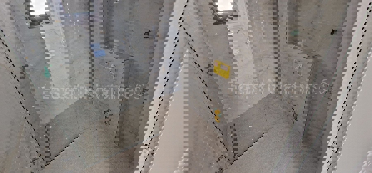 Ciovo, Okrug G, penthouse 85m2 + 40m2 roof terrace + 25m2 swimming pool on the terrace