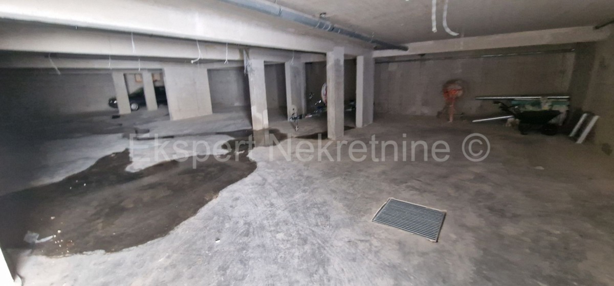 Ciovo, Okrug G, penthouse 85m2 + 40m2 roof terrace + 25m2 swimming pool on the terrace