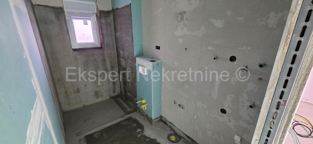 Trogir, 2-bedroom apartment 65 m2, new building, sea view