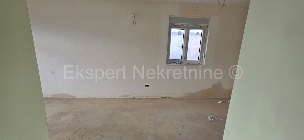 Trogir, 2-bedroom apartment 65 m2, new building, sea view
