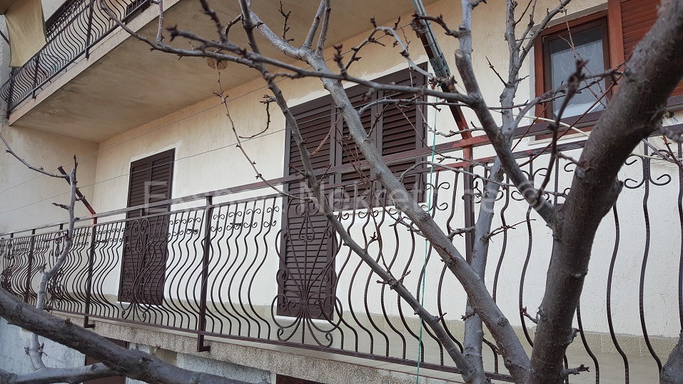 Trogir, Bilin Dolac, casa bifamiliare 242 m2 su due piani, vista