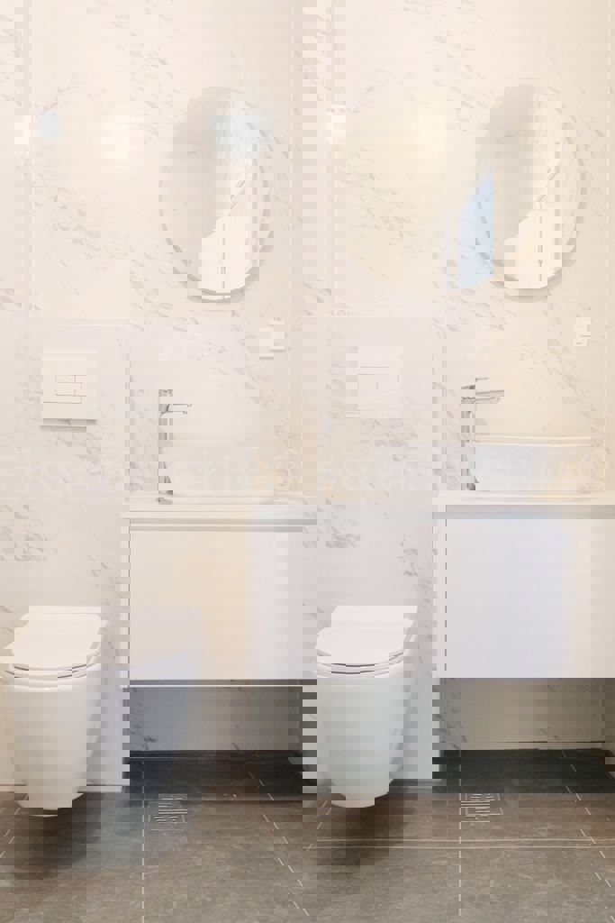 Marina, luxurious. 3-bedroom apartment 135.53 m2 +88 m2 garden, newly built rooftop pool