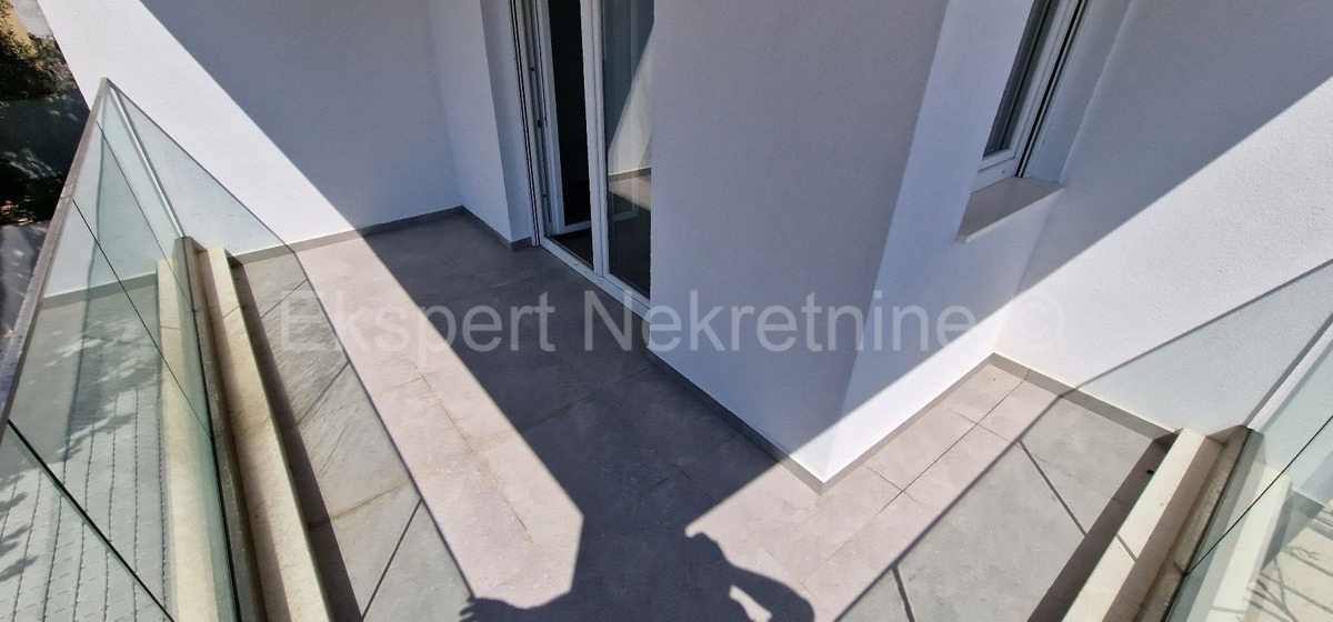 Čiovo,Okrug G., 1 bedroom apartment 54 m2, large terrace, new construction, view