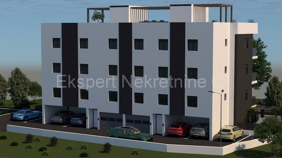 Čiovo, Okrug.G., appartamento con una camera da letto 34.56m2 con giardino 100m2 con parcheggio