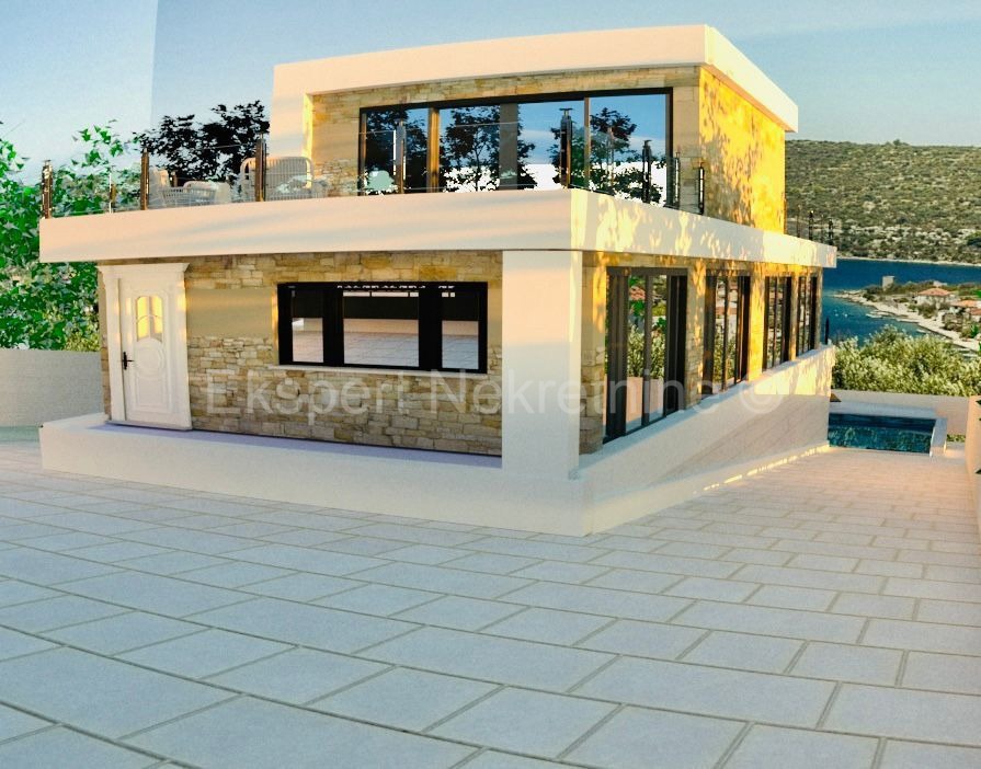 Trogir-Okolica, Drvenik Veliki, terreno edificabile 615m2, 200 metri dal mare