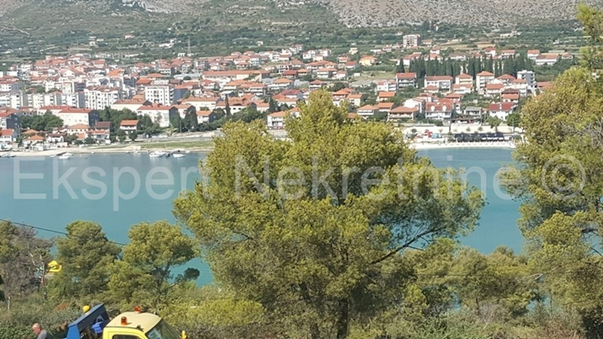 Trogir, Čiovo, terreno edificabile 500 m2, vista mare