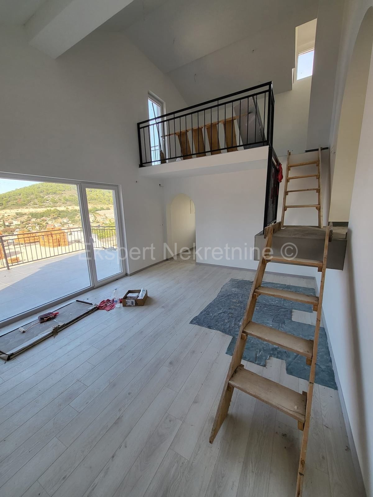 Vis, Vis, casa indipendente 130m2 con vista mare, 300 metri dal mare