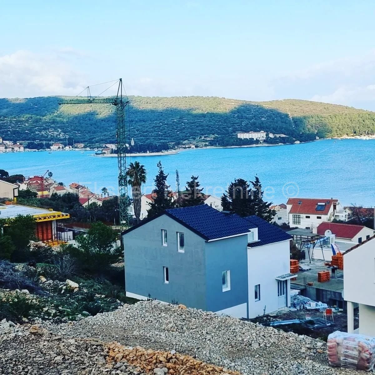 Vis, Vis, casa indipendente 130m2 con vista mare, 300 metri dal mare