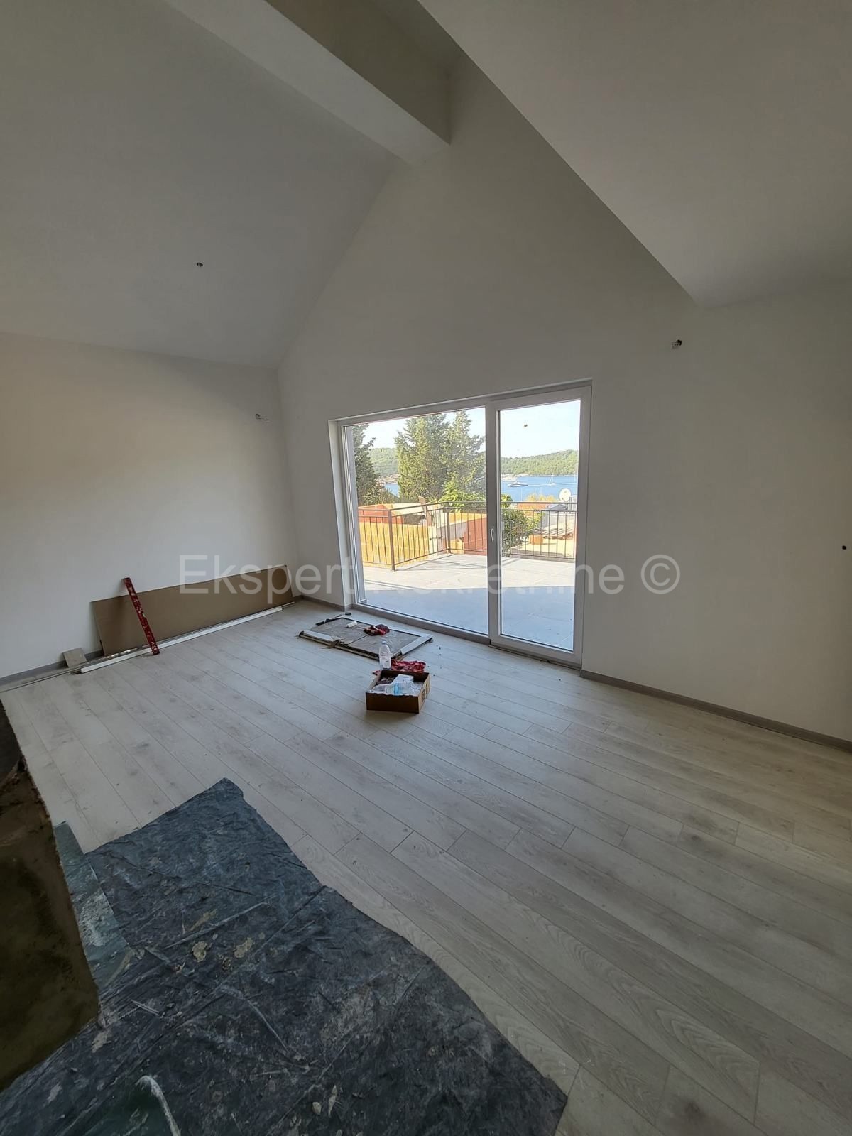 Vis, Vis, casa indipendente 130m2 con vista mare, 300 metri dal mare