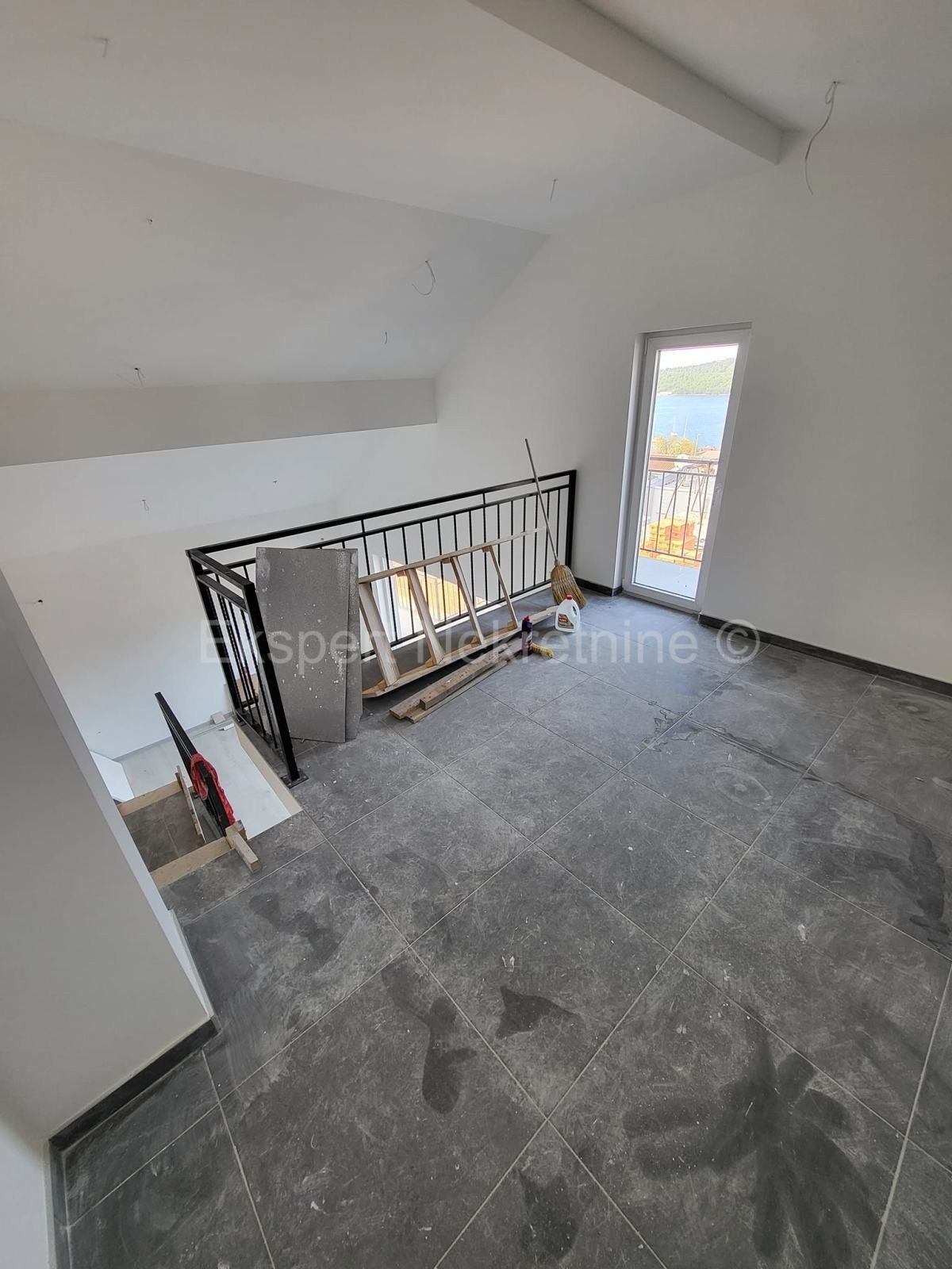 Vis, Vis, casa indipendente 130m2 con vista mare, 300 metri dal mare