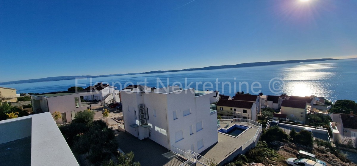 Čiovo, Okrug G., penthouse 79m2 + 124m2 roof terrace, panoramic view