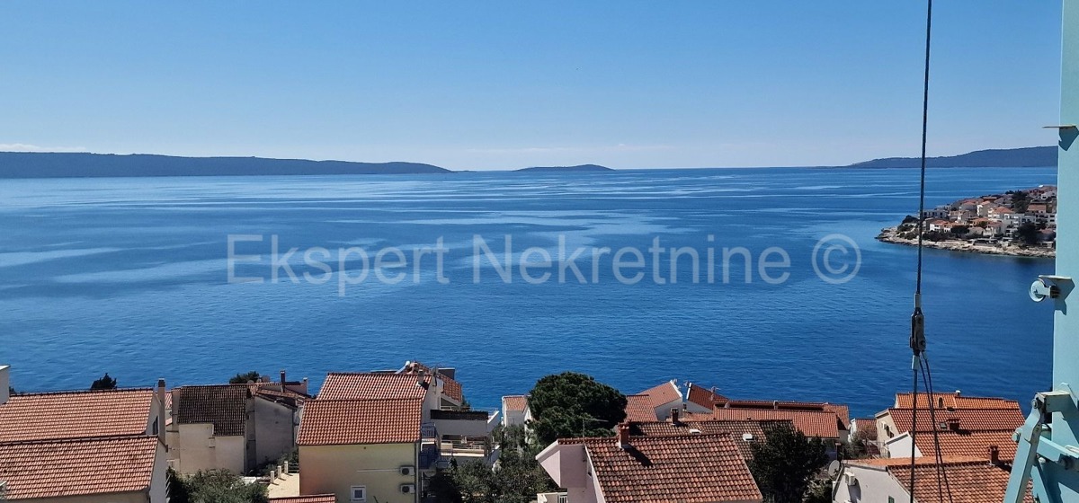 Čiovo, Okrug G., penthouse 79m2 + 124m2 roof terrace, panoramic view