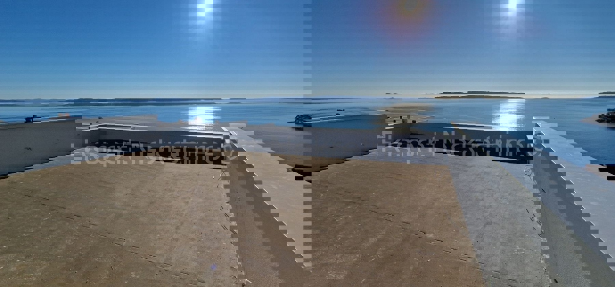 Čiovo, Okrug G., penthouse 79m2 + 124m2 roof terrace, panoramic view