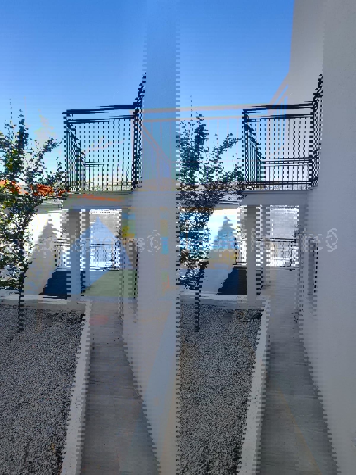 Seget Vranjica, casa indipendente 370 m2, prima fila al mare