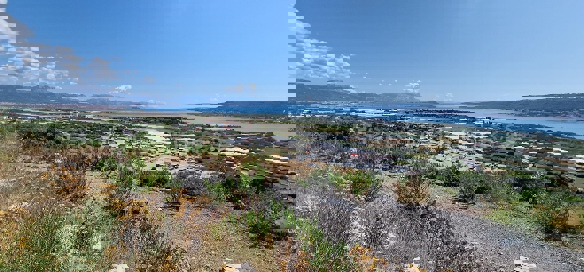 Trogir, Plano, agricultural land 3296 m2, sea view, road