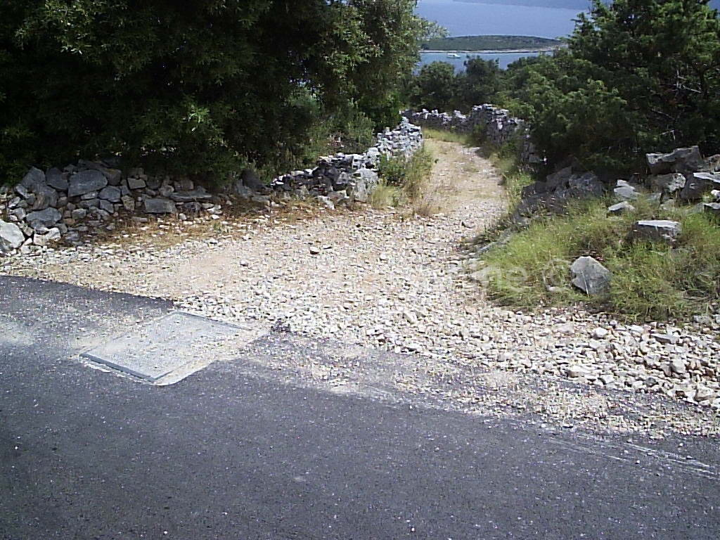 Drvenik Veli, terreno agricolo 4000m2, vicino al mare