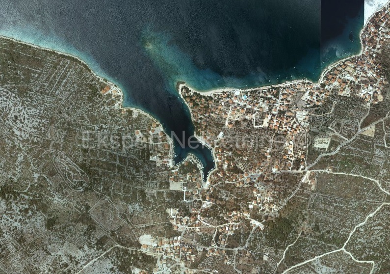 Rogoznica, Ražanj, terreno edificabile 1890 m2, 150 m dal mare