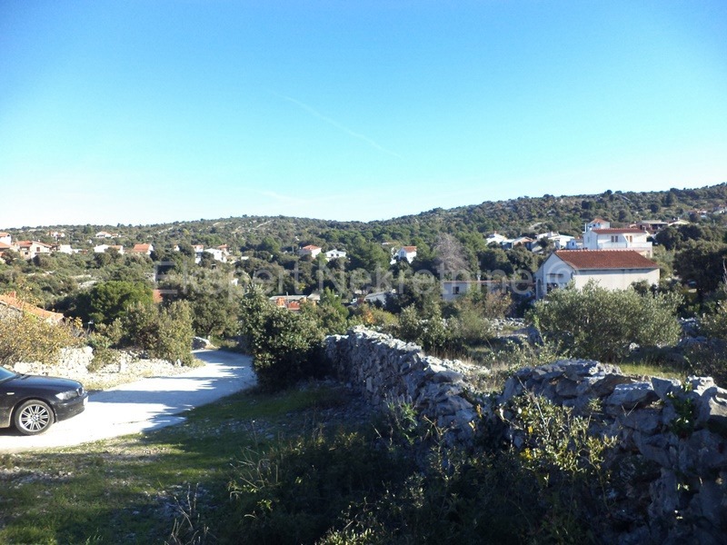 Rogoznica, Ražanj, terreno edificabile 1890 m2, 150 m dal mare