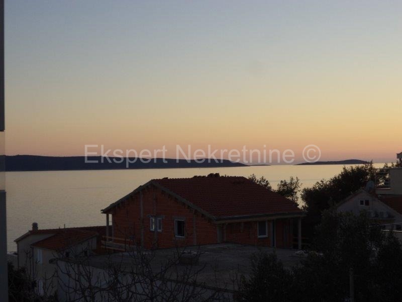 Čiovo,Okrug G., due condomini vengono venduti insieme