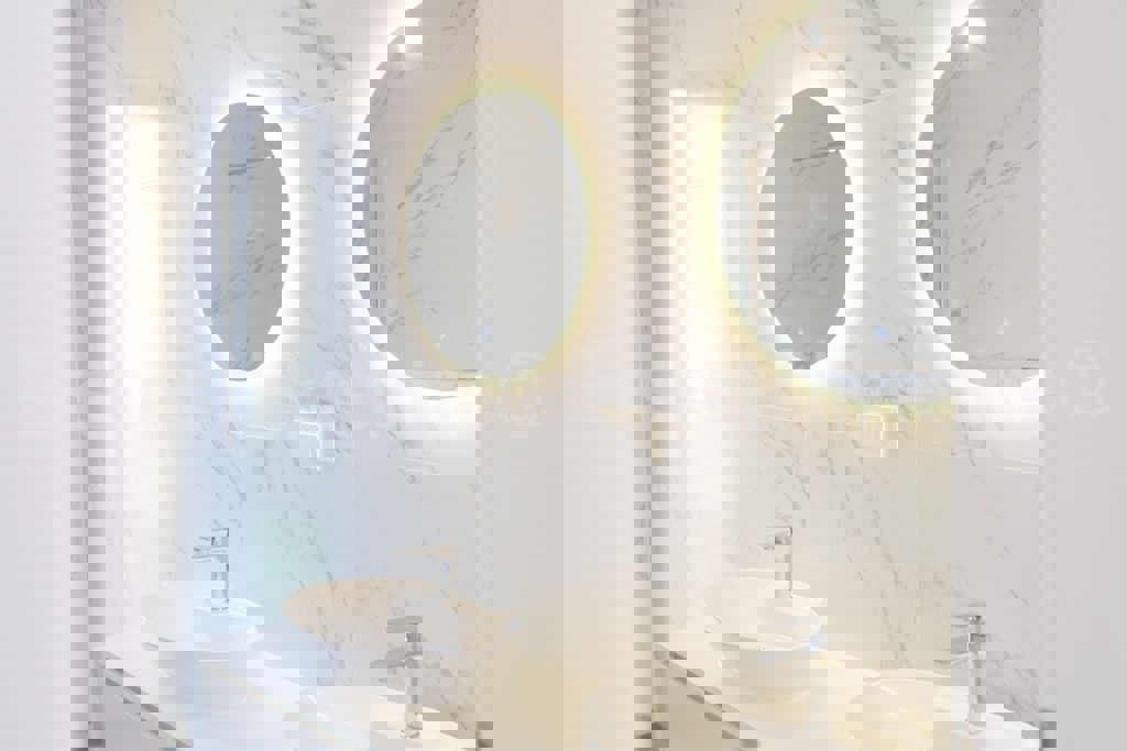 Marina, lussuosa. Appartamento di 3 locali 115 mq + giardino 96 mq, nuova costruzione, piscina sul tetto