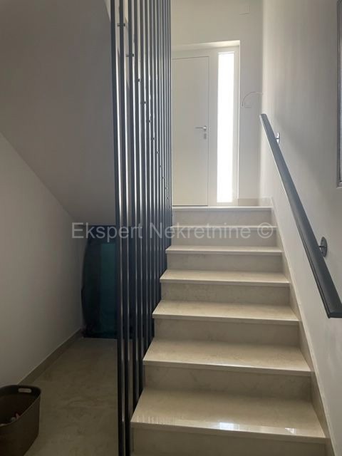 K. Štafilić, detached house 348m2 with garage 36m2 on a plot of land 1440m2