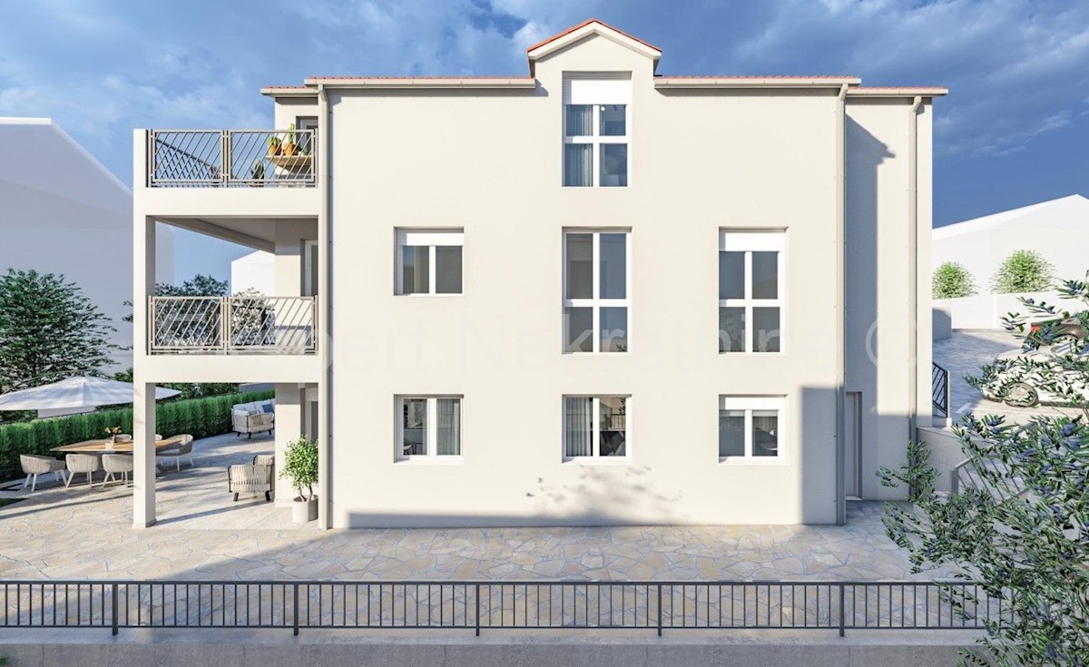 Čiovo, Okrug G., small 2-bedroom apartment 54m2, 1st floor, large terrace, new construction