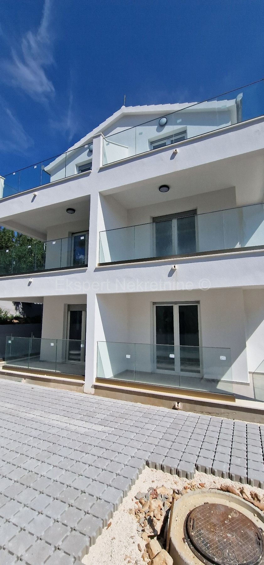 Čiovo, Okrug G., small 2-bedroom apartment 54m2, 1st floor, large terrace, new construction