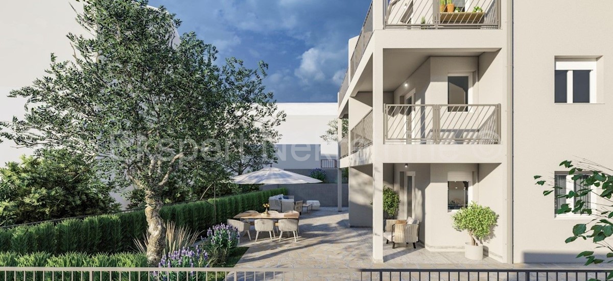 Čiovo, Okrug G., small 2-bedroom apartment 54m2, 1st floor, large terrace, new construction