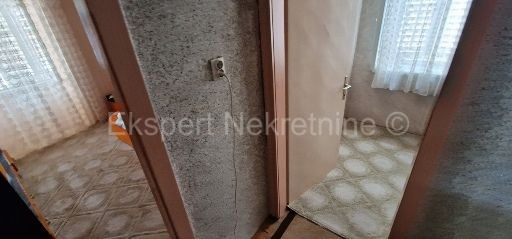 Trogir, centro, vecchia casa in pietra su 4 piani, 147 m2, ideale per il turismo