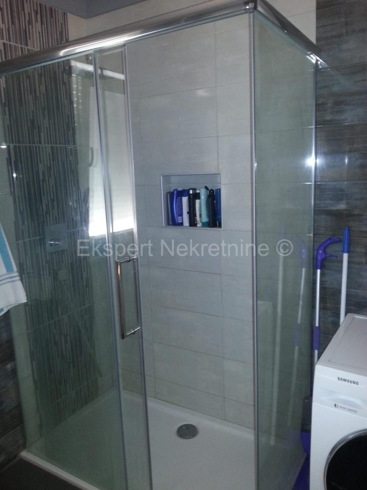 Marina, comodo bilocale 75 mq, prima fila mare, con parcheggio