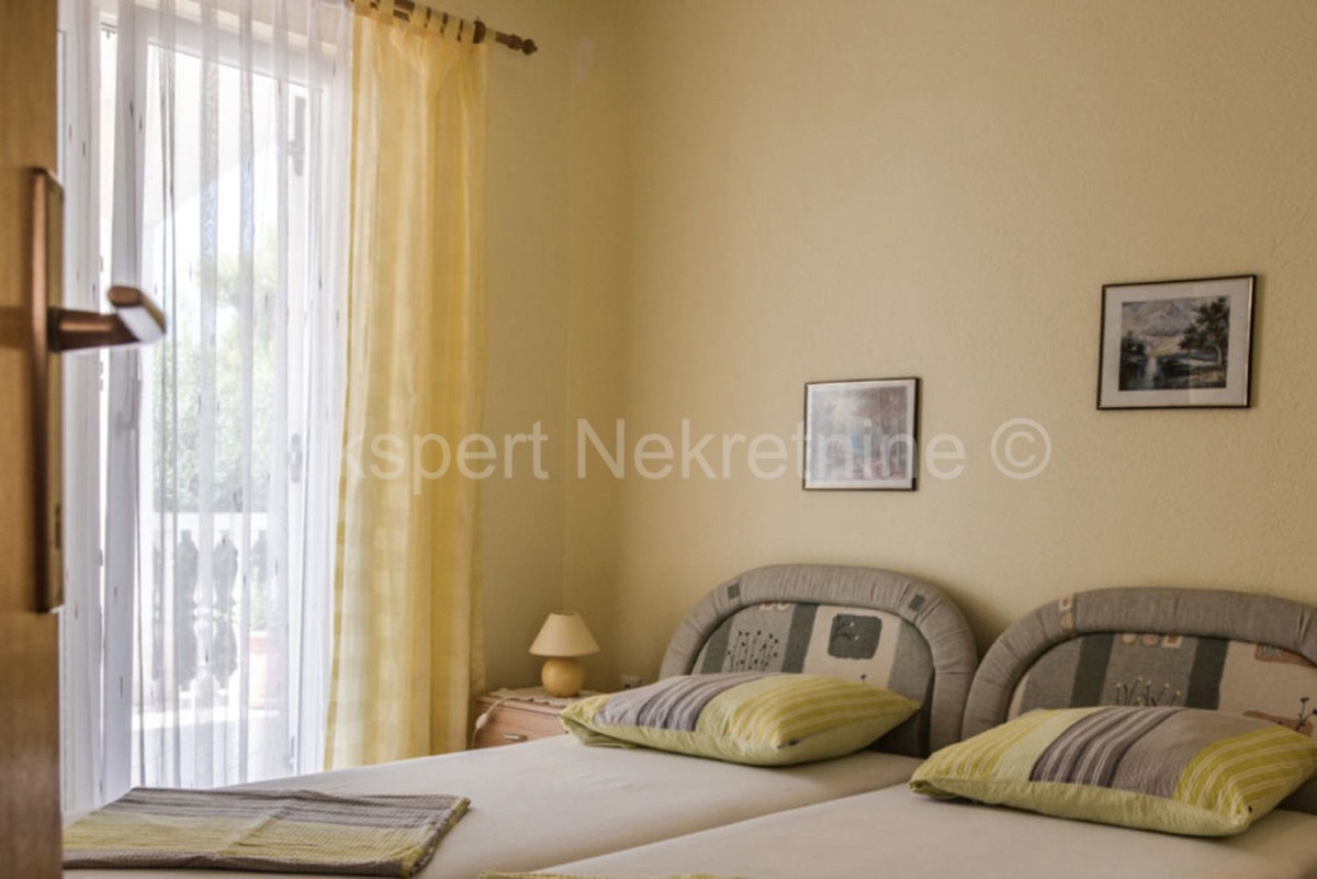 Vis, Rukavac, casa indipendente con 3 unità abitative, vista mare