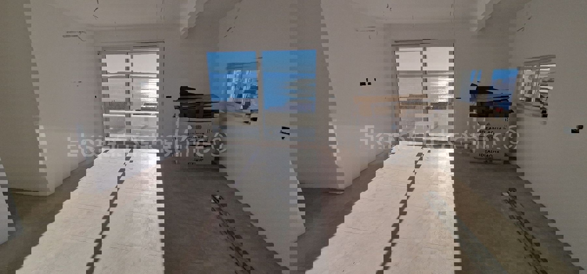 Čiovo, Okrug G., 3-bedroom apartment 99m2, new building, view of the sea and islands