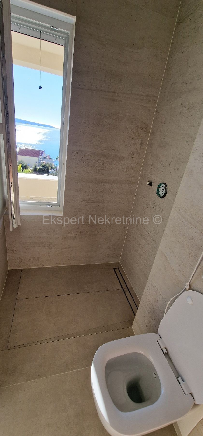 Čiovo, Okrug G., 3-bedroom apartment 99m2, new building, view of the sea and islands