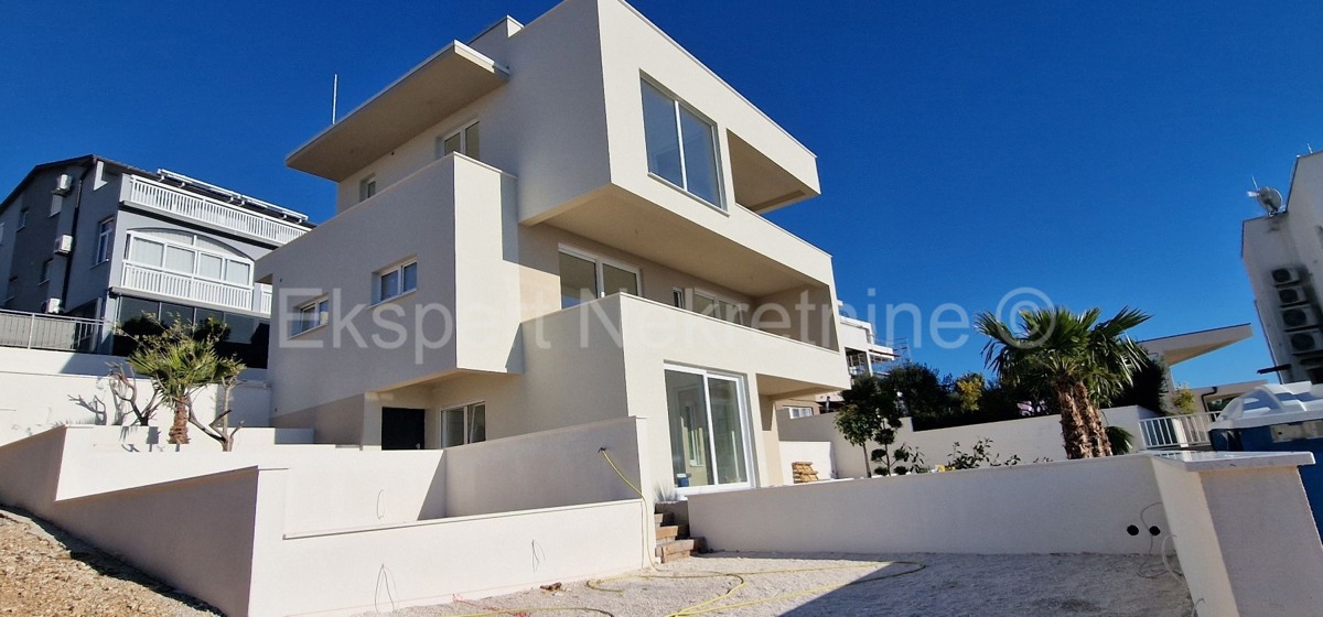 Čiovo, Okrug G., 3-bedroom apartment 99m2, new building, view of the sea and islands